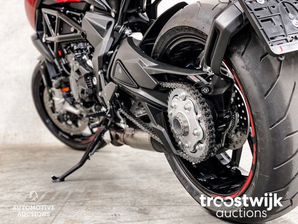 MV Agusta Rosso Dragster 798cc 110hp 2020 -Herstellergarantie-