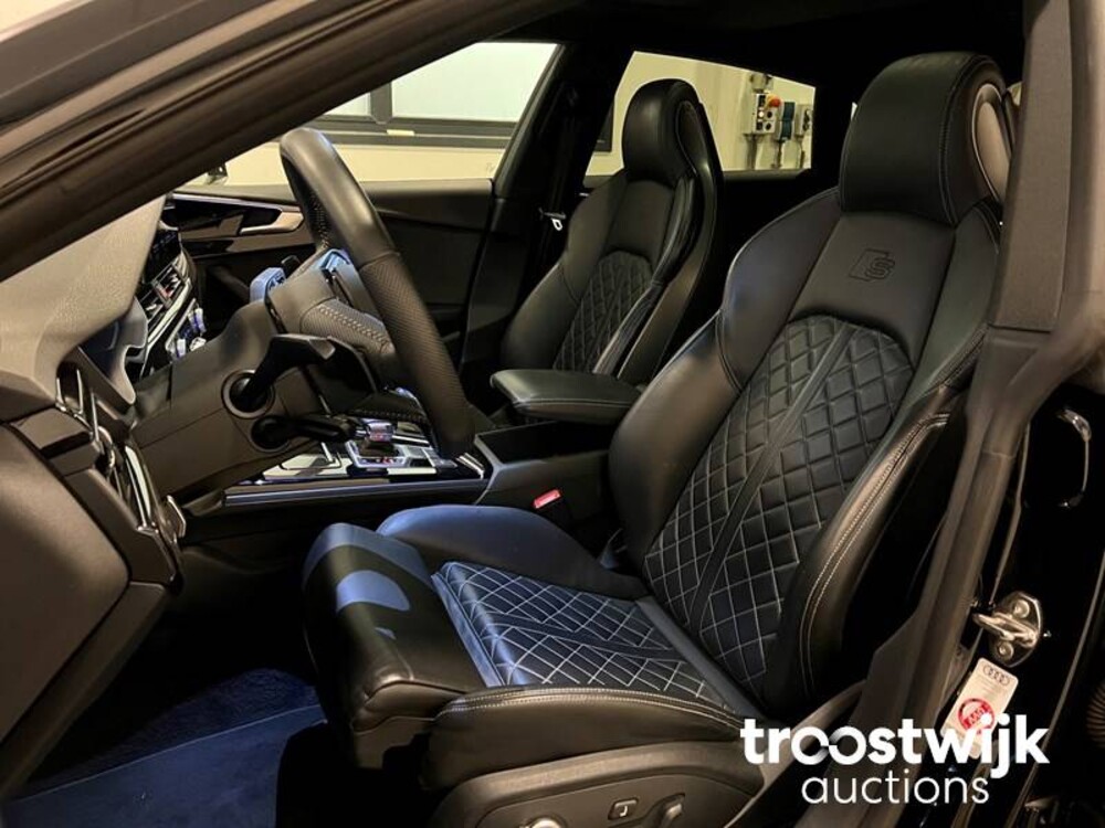 Audi A5 Sportback S-Line 40 TFSI Launch edition Sport 190 PS 2020, N-869-XH