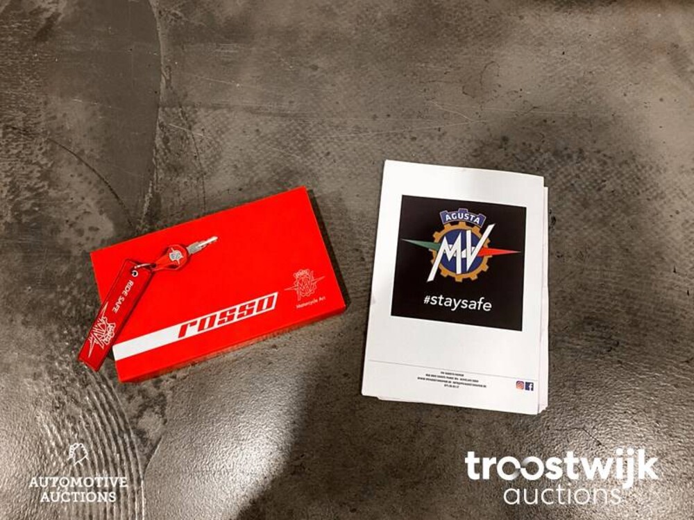 MV Agusta Rosso Dragster 798cc 110hp 2021 -Herstellergarantie-