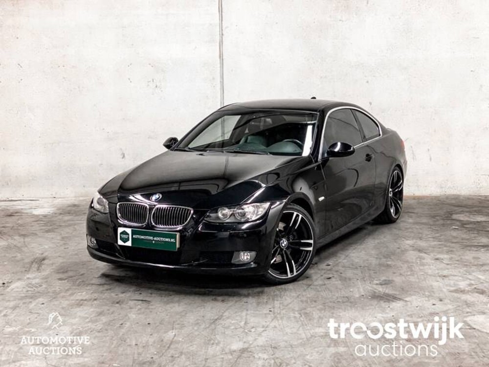 BMW 325i Coupe E92/E90 Introduction 3er 218PS 2006 -Youngtimer-, 08-TJ-RG