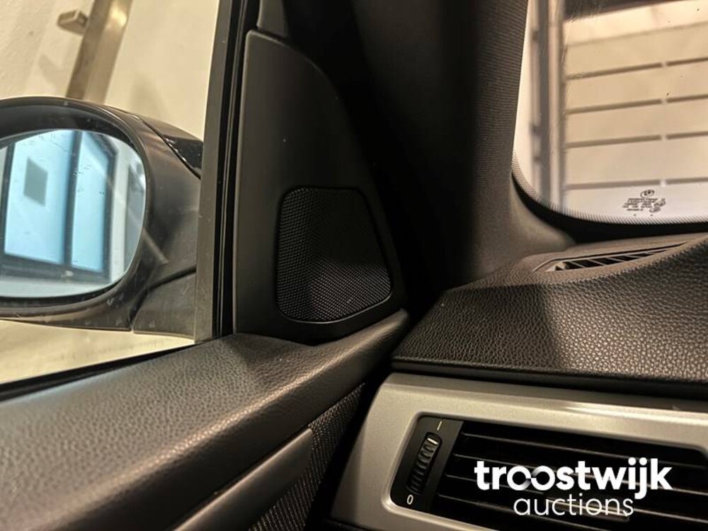 BMW 325i Coupe E92/E90 Introduction 3er 218PS 2006 -Youngtimer-, 08-TJ-RG