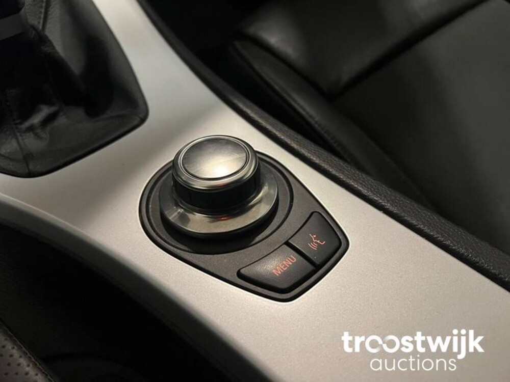 BMW 325i Coupe E92/E90 Introduction 3er 218PS 2006 -Youngtimer-, 08-TJ-RG