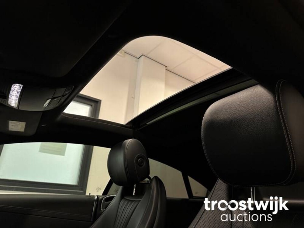 Mercedes-Benz E300 AMG Premium Plus NIEUW-MODEL 245PS 2018 -Orig. NL-, SJ-322-S