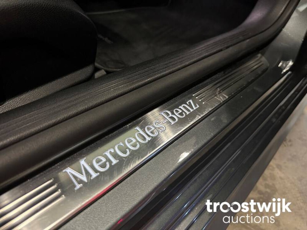 Mercedes-Benz E300 AMG Premium Plus NIEUW-MODEL 245PS 2018 -Orig. NL-, SJ-322-S