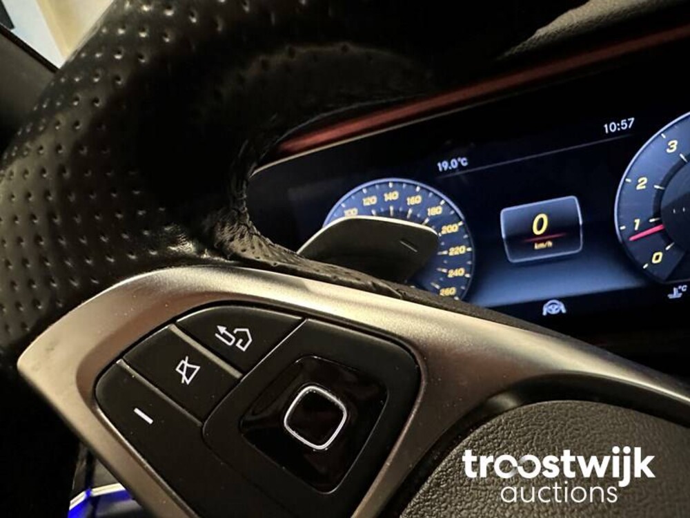 Mercedes-Benz E300 AMG Premium Plus NIEUW-MODEL 245PS 2018 -Orig. NL-, SJ-322-S