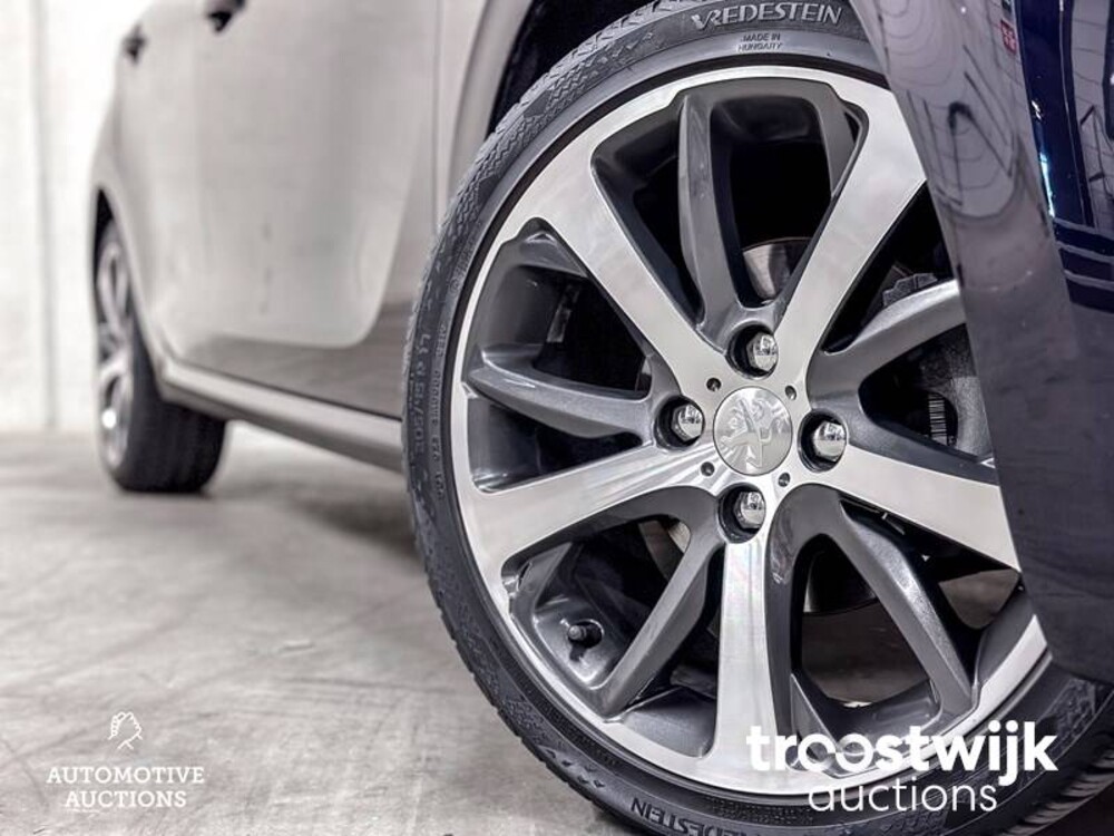 Peugeot 208 GT-line PureTech Première 110PS 2015 -Orig. NL-, GZ-044-T