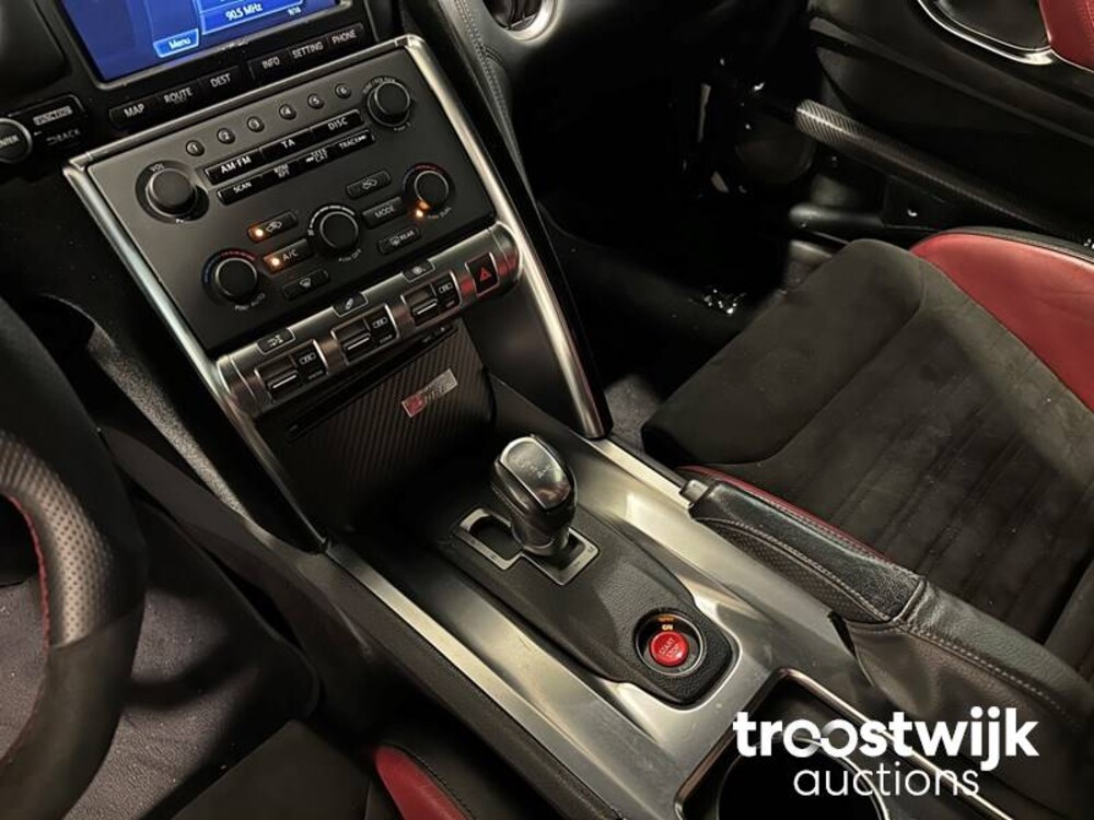 Nissan GT-R 3.8 V6 1200+pk 2009, N-933-NR