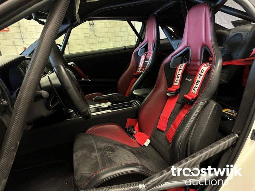 Nissan GT-R 3.8 V6 1200+pk 2009, N-933-NR