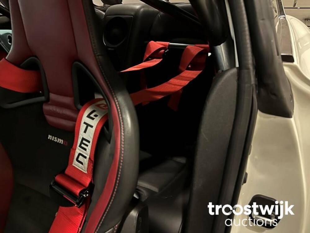 Nissan GT-R 3.8 V6 1200+pk 2009, N-933-NR