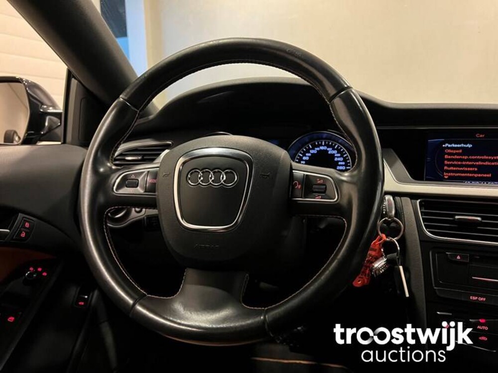 Audi A5 Coupé 2.0 TFSI Automaat 179PS 2010, 30-RJG-5