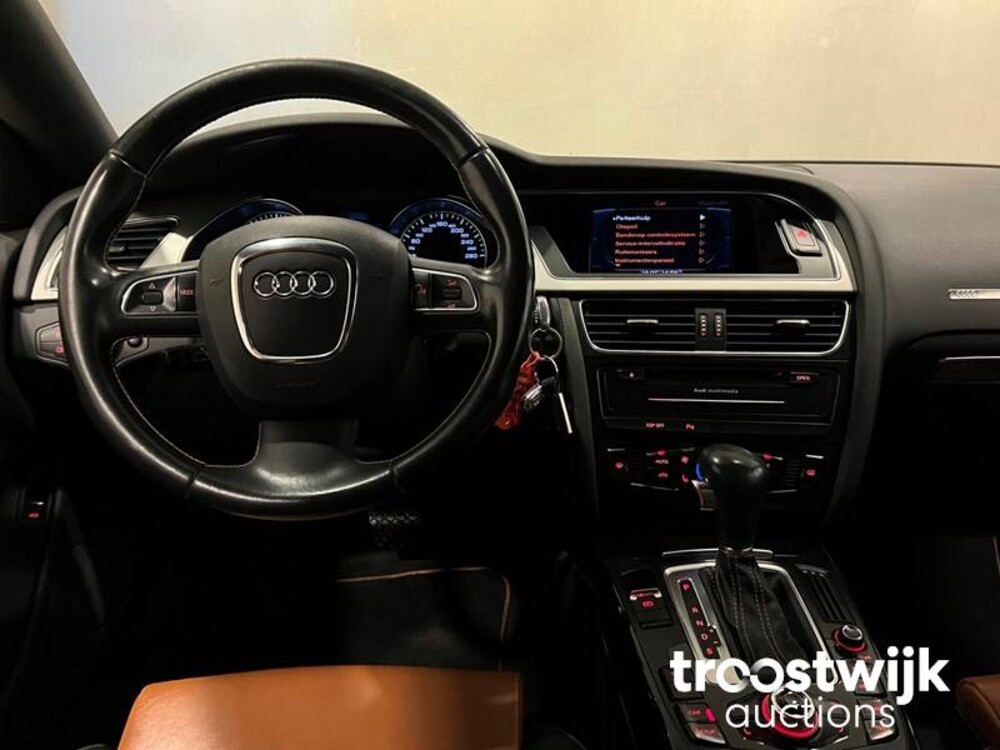 Audi A5 Coupé 2.0 TFSI Automaat 179PS 2010, 30-RJG-5