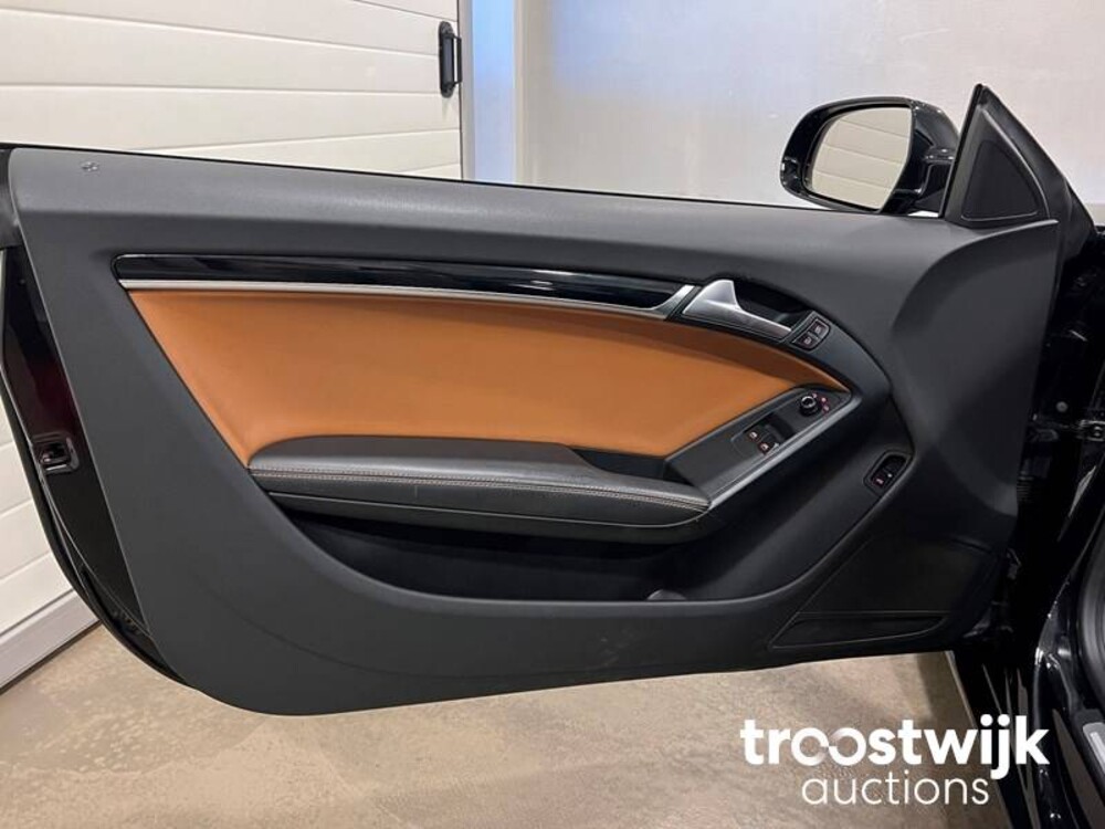 Audi A5 Coupé 2.0 TFSI Automaat 179PS 2010, 30-RJG-5