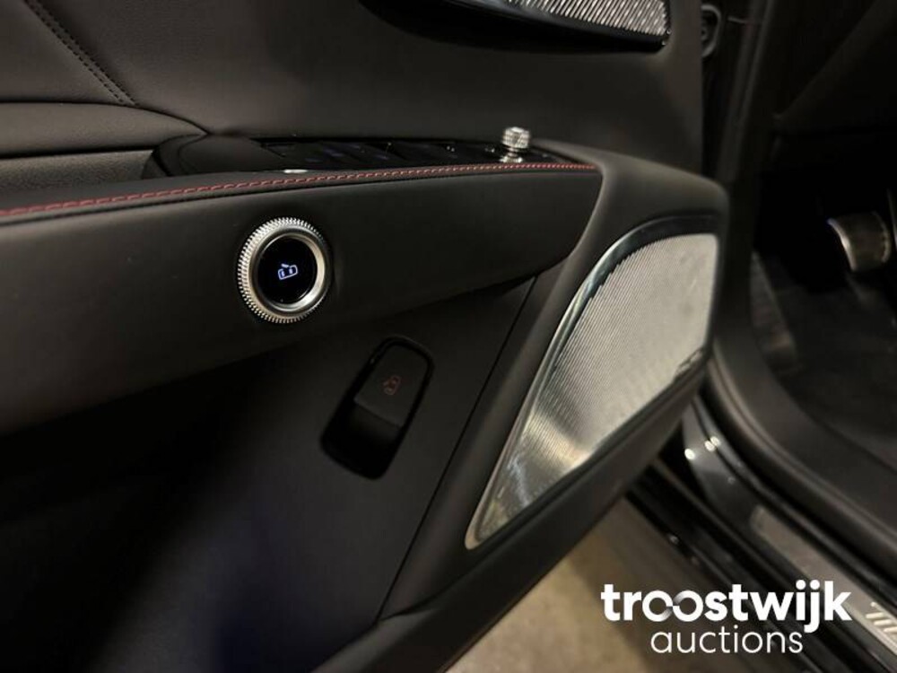 Maserati Grecale Trofeo 3.0 V6 531PS 2022 -Herstellergarantie-