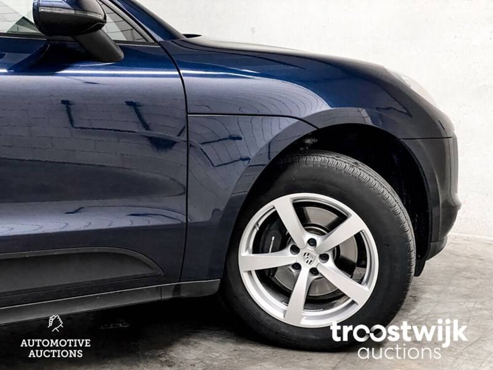 Porsche Macan 2.0 NEUE-MODELL 245PS 2019 -Orig.NL- G-357-FZ