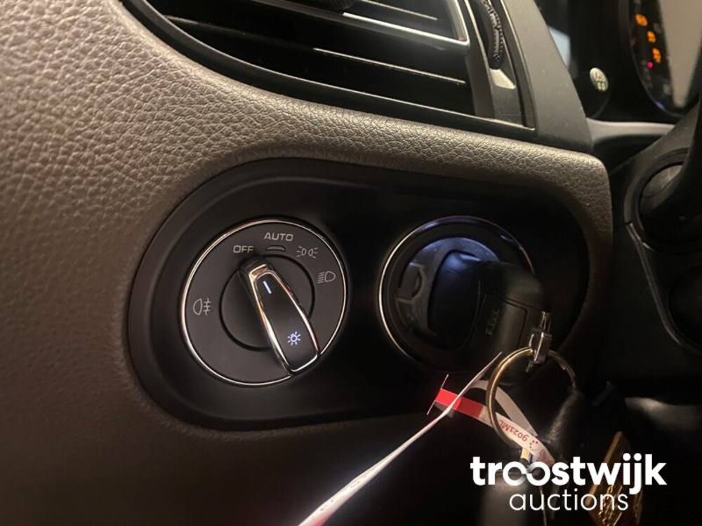 Porsche Macan 2.0 NEUE-MODELL 245PS 2019 -Orig.NL- G-357-FZ