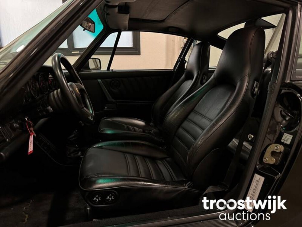 Porsche 911 930 Turbo Coupé 3.3 282pk 1987, 1-ZTX-52