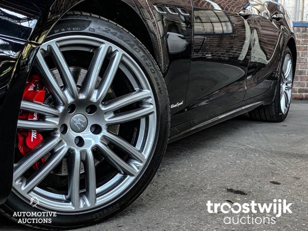 Maserati Ghibli 3.0 V6 D GranLusso 275PS 2017, S-521-NP