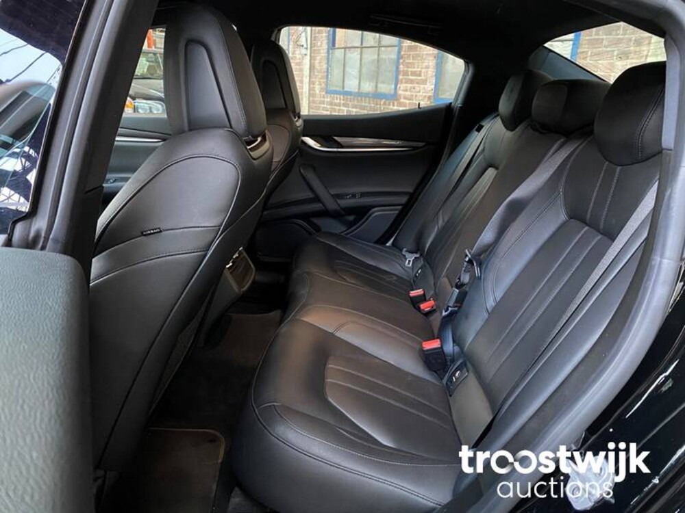 Maserati Ghibli 3.0 V6 D GranLusso 275PS 2017, S-521-NP