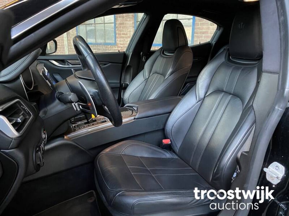 Maserati Ghibli 3.0 V6 D GranLusso 275PS 2017, S-521-NP