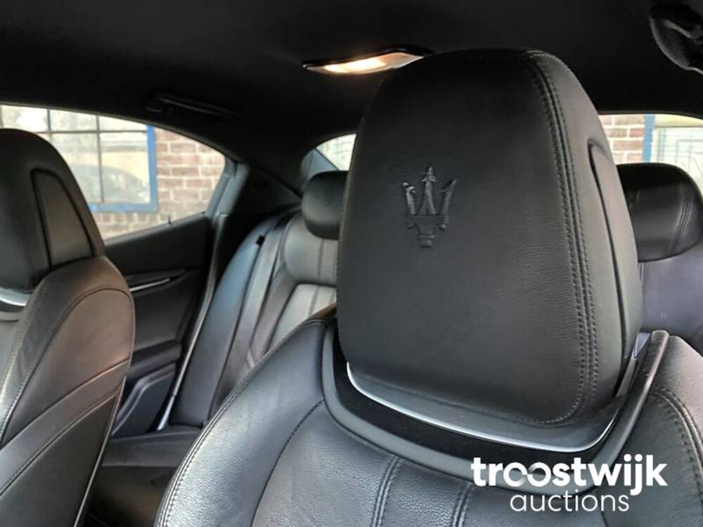 Maserati Ghibli 3.0 V6 D GranLusso 275PS 2017, S-521-NP