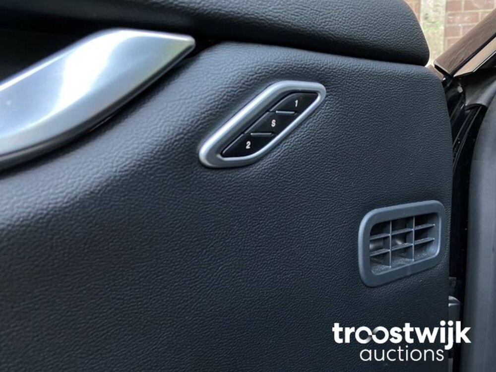 Maserati Ghibli 3.0 V6 D GranLusso 275PS 2017, S-521-NP