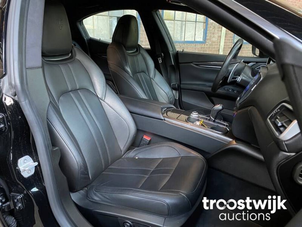 Maserati Ghibli 3.0 V6 D GranLusso 275PS 2017, S-521-NP