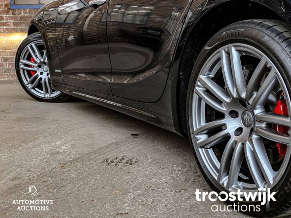 Maserati Ghibli 3.0 V6 D GranLusso 275PS 2017, S-521-NP