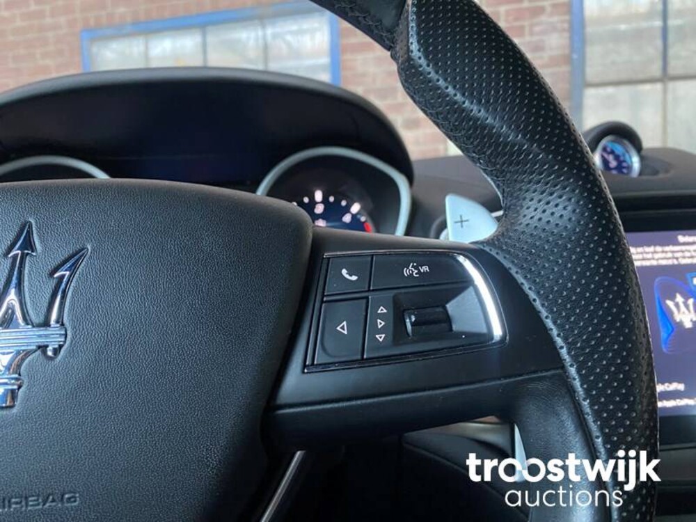 Maserati Ghibli 3.0 V6 D GranLusso 275PS 2017, S-521-NP