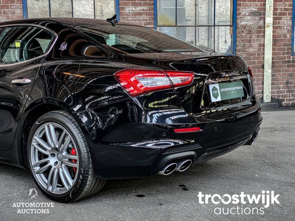 Maserati Ghibli 3.0 V6 D GranLusso 275PS 2017, S-521-NP