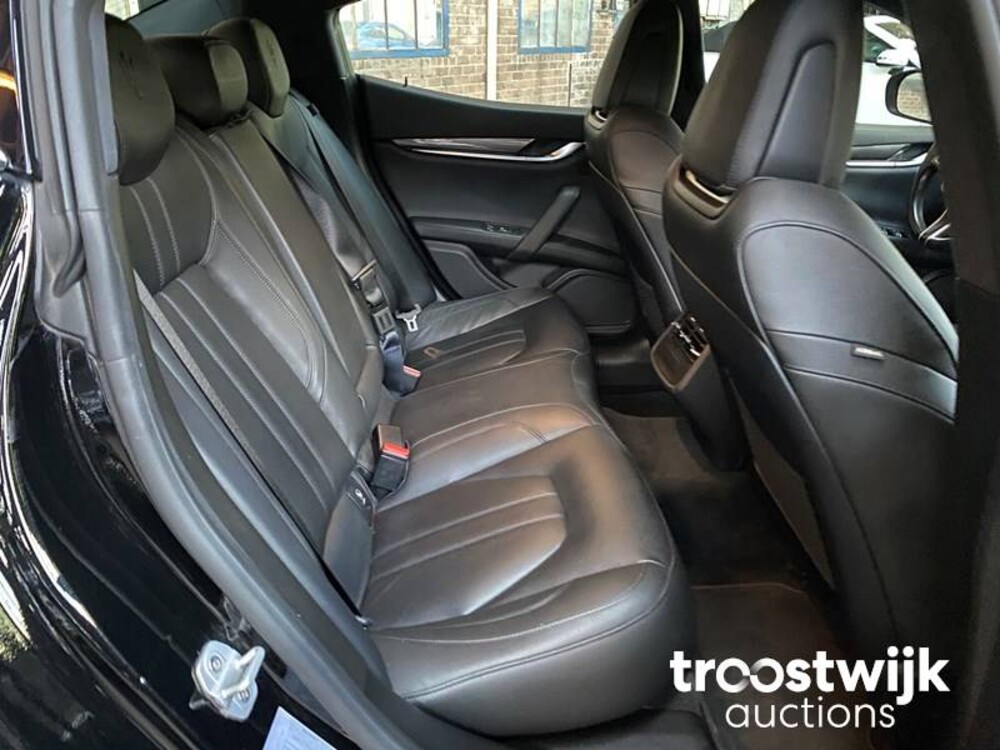 Maserati Ghibli 3.0 V6 D GranLusso 275PS 2017, S-521-NP
