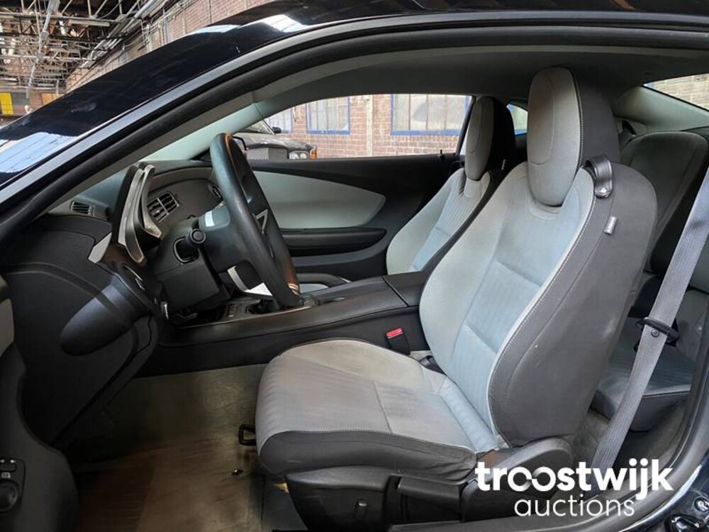 Chevrolet Camaro LS 3.6 V6 328PS 2010