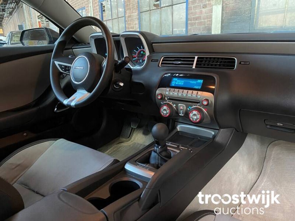 Chevrolet Camaro LS 3.6 V6 328PS 2010