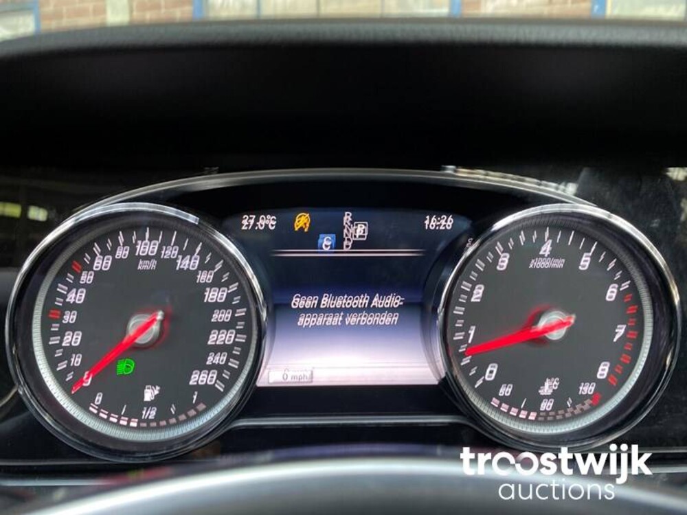 Mercedes-Benz E200 25th Anniversary Edition E-klasse Cabriolet 184PS 2017, K-100-KP