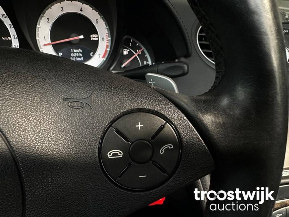 Mercedes-Benz SL500 5.5 V8 SL-Klasse 388PS 2010