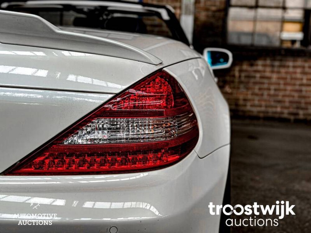Mercedes-Benz SL500 5.5 V8 SL-Klasse 388PS 2010