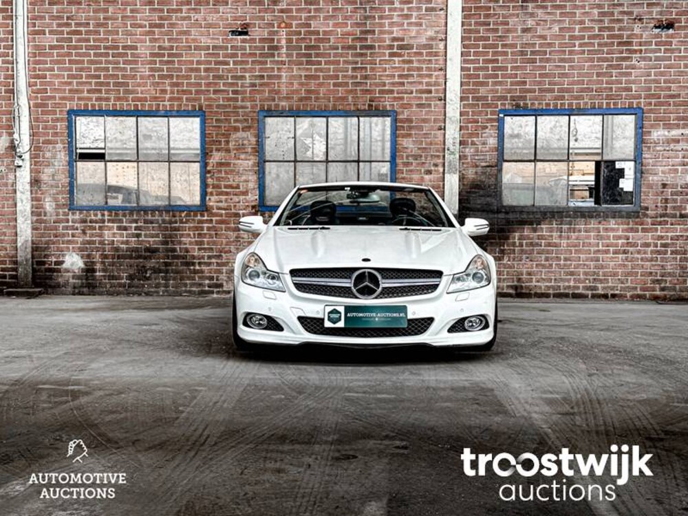 Mercedes-Benz SL500 5.5 V8 SL-Klasse 388PS 2010