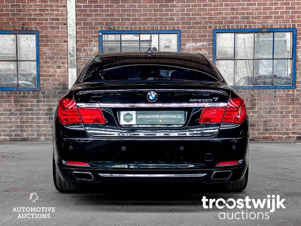 BMW 750 IL Active Hybrid 7er 465 PS 2012
