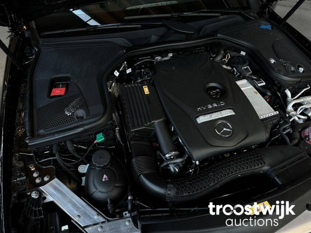 Mercedes-Benz E300e Estate Exclusive E-Klasse 211 PS 2021