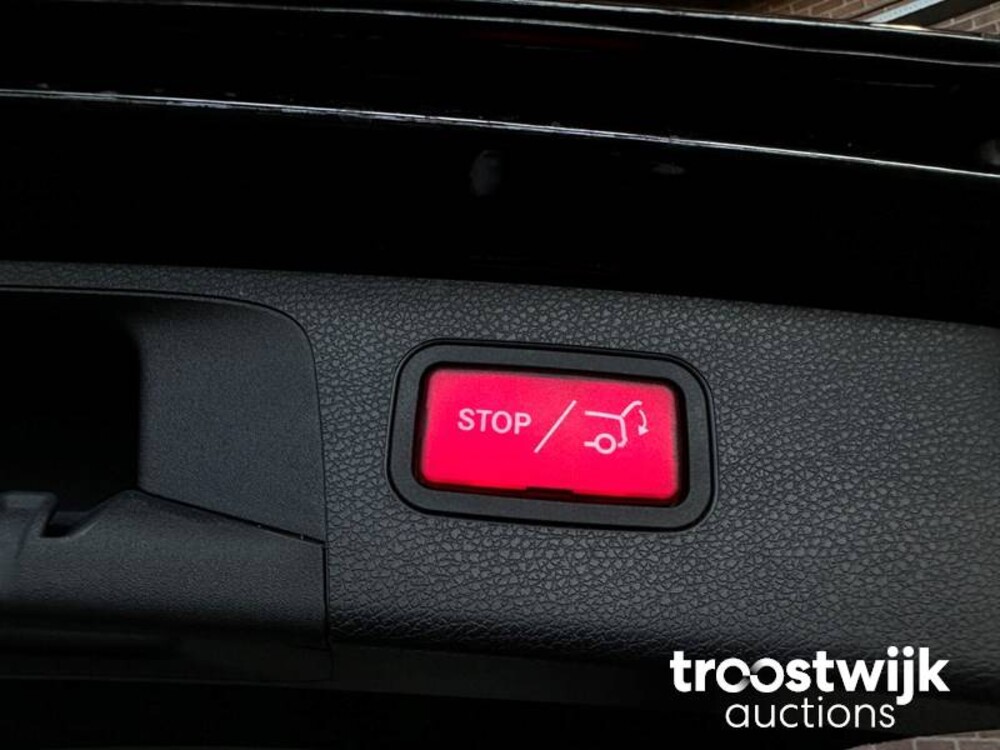 Mercedes-Benz E300e Estate Exclusive E-Klasse 211 PS 2021