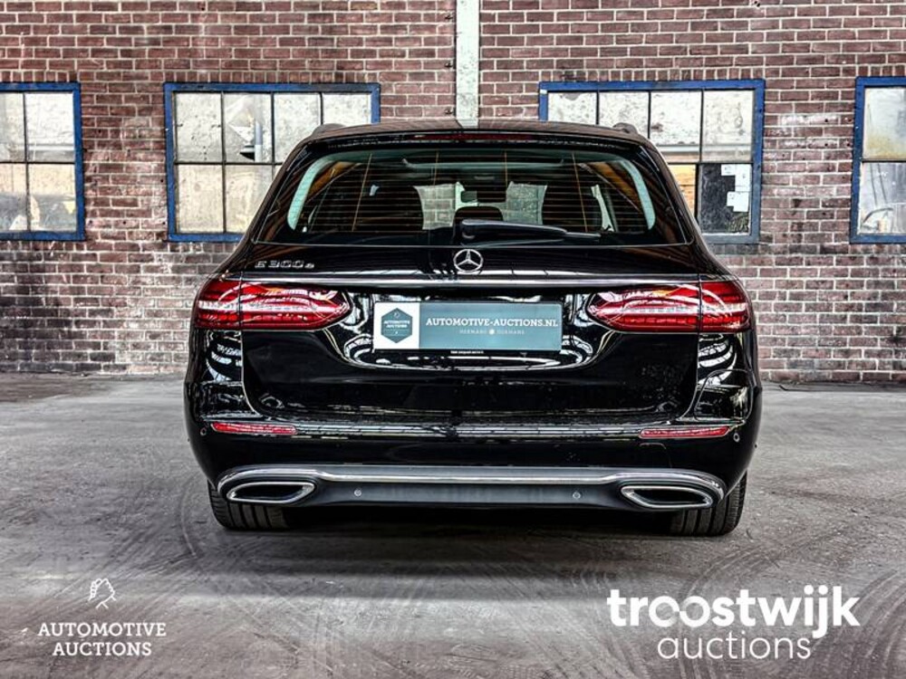 Mercedes-Benz E300e Estate Exclusive E-Klasse 211 PS 2021