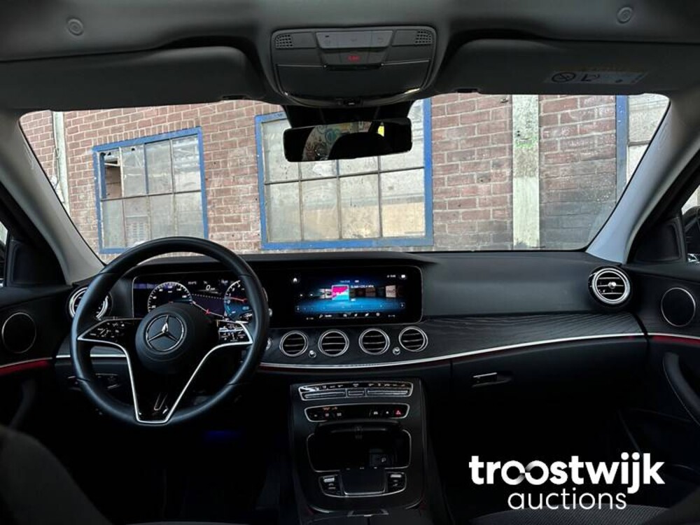 Mercedes-Benz E300e Estate Exclusive E-Klasse 211 PS 2021