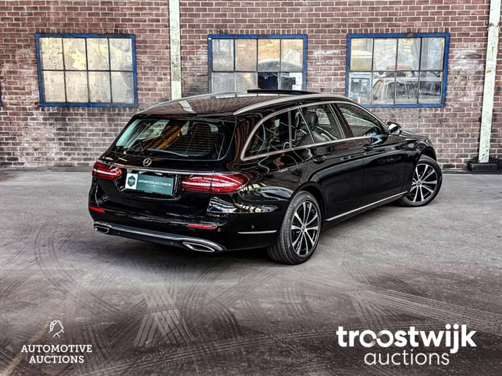 Mercedes-Benz E300e Estate Exclusive E-Klasse 211 PS 2021