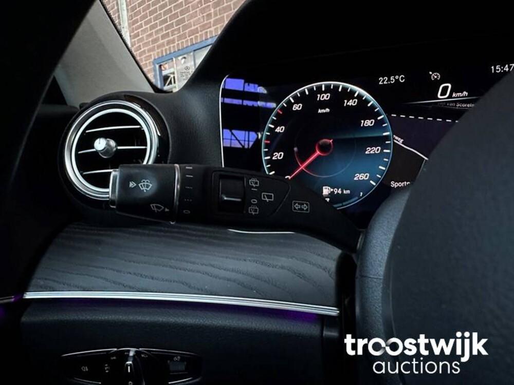 Mercedes-Benz E300e Estate Exclusive E-Klasse 211 PS 2021