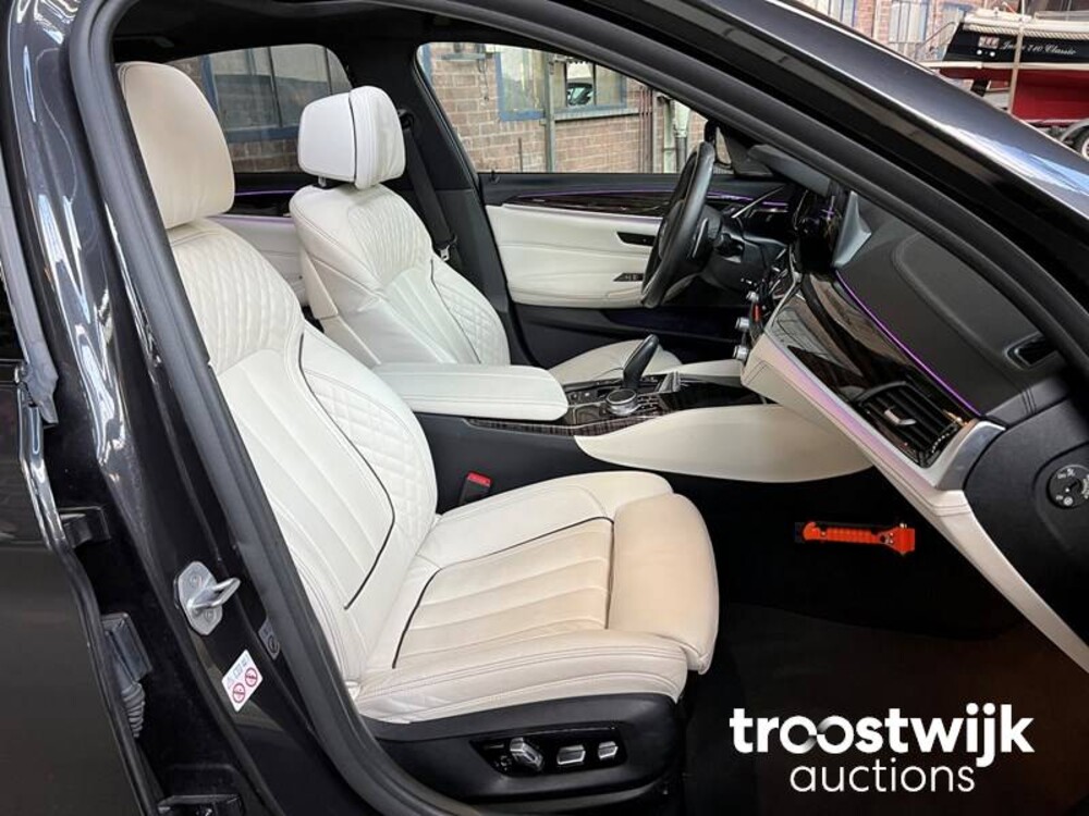 BMW 540i xDrive M-PERFORMANCE M-Sport 5er 340PS 2018 -Org. NL-, SH-052-H