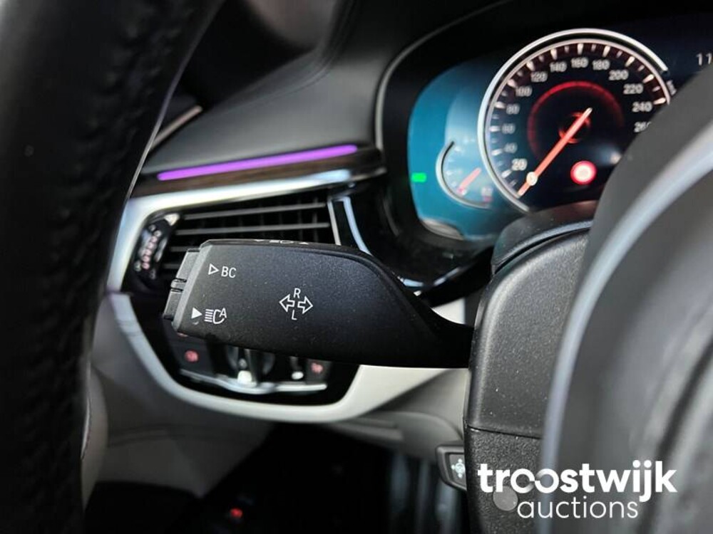 BMW 540i xDrive M-PERFORMANCE M-Sport 5er 340PS 2018 -Org. NL-, SH-052-H