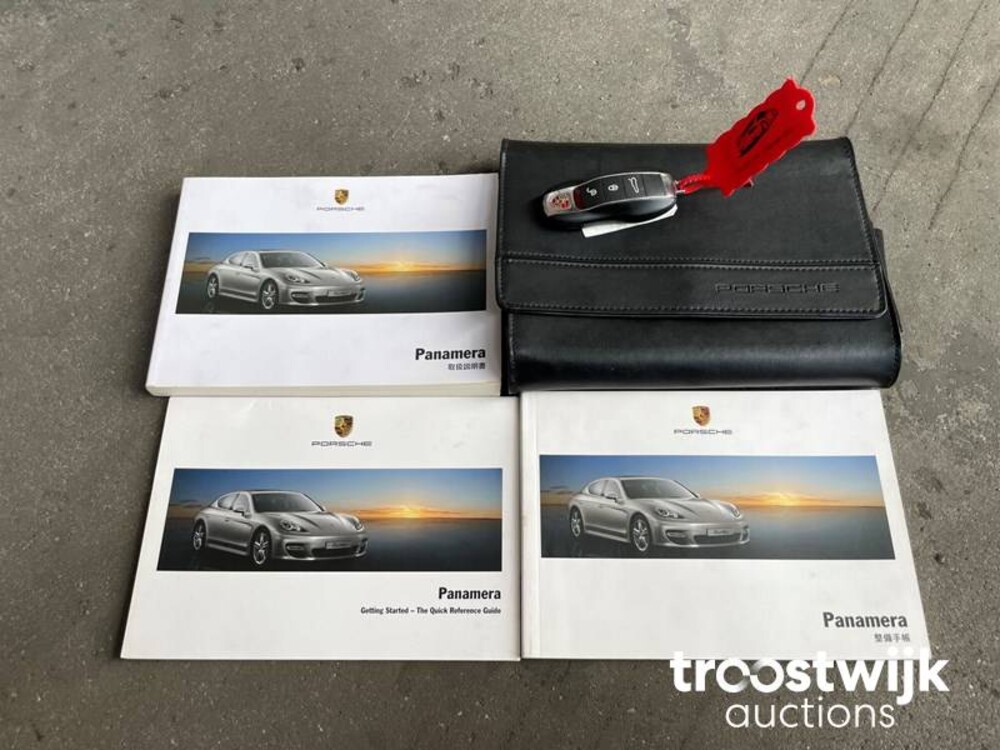 Porsche Panamera S 4.8 V8 400PS 2010