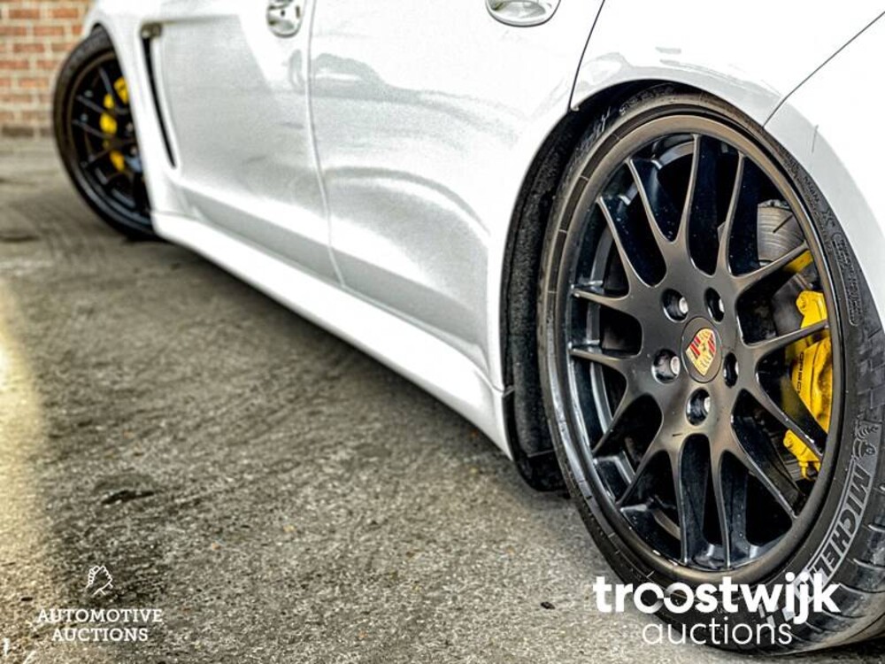 Porsche Panamera S 4.8 V8 400PS 2010