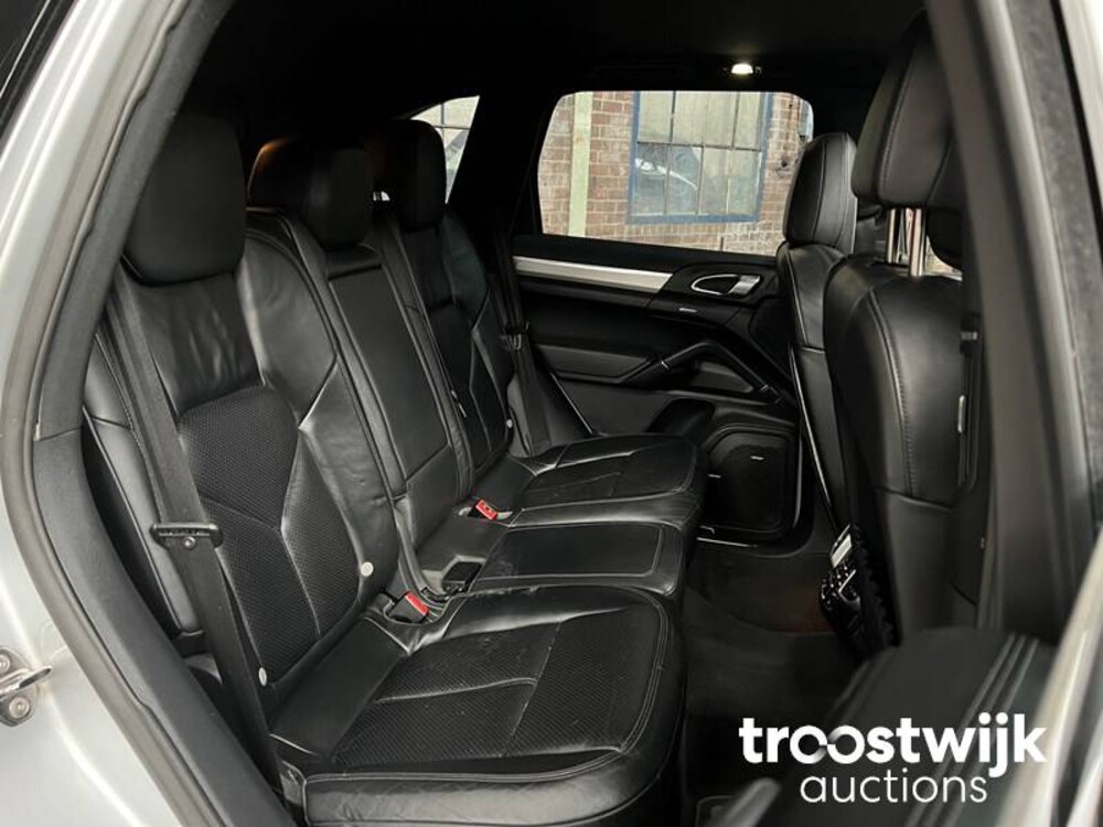 Porsche Cayenne 3.0 V6 240PS 2010