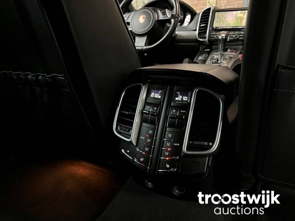 Porsche Cayenne 3.0 V6 240PS 2010