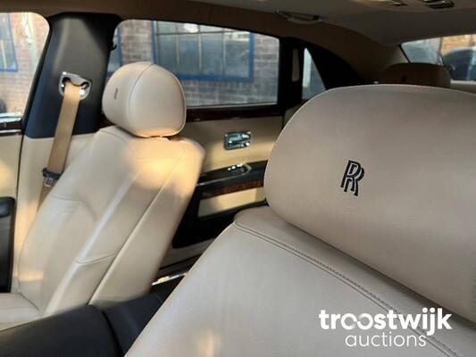 Rolls-Royce Ghost EWB 6.6 V12 (Extended Wheel Base) 571hp 2011